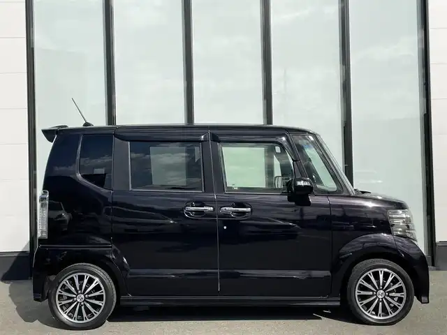 ホンダ Ｎ ＢＯＸ カスタム G ターボSSパッケージ 大阪府 2013(平25)年 3.8万km プレミアムゴールドパープルパール 社外ナビ/・CD/DVD/BT/フルセグ/両側パワースライドドア/バックカメラ/純正アルミ/ＨＩＤライト/オートライト/パドルシフト/スマートキー/純正マット/プッシュスタート