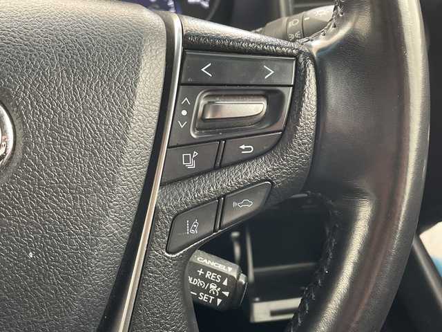 トヨタ ヴェルファイア ハイブリット Z ゴールデンアイズ 兵庫県 2021(令3)年 6.5万km ホワイトパールクリスタルシャイン ・純正ナビCD/DVD/USB/Miracast/Bluetooth/TV/HDMI/・純正フリップダウンモニター/・バックカメラ/・ビルトインETC/・モデリスタエアロ（F.S.R）/・前後ドライブレコーダー/・両側パワースライドドア/・パワーバックドア/・Toyota　Safety　Sense/・プリクラッシュセーフティ/・レーントレーシングアシスト/・レーダークルーズコントロール（全車速追従機能付）/・ロードサインアシスト/・アダプティブハイビームシステム/・先行車発進告知/・三眼ＬＥＤヘッドライト/・フォグランプ/・AC100V電源/・純正アルミホイール/・社外フロアマット/・社外レーダー探知機/・ウッドコンビステアリング/・スマートキー/・スペアキー