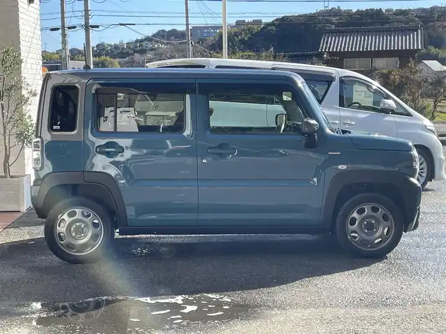 スズキ ハスラー HYBRID G 高知県 2020(令2)年 7.3万km デニムブルー ガンメタリック 2トーン (株)IDOMが運営する【じしゃロン高知店】の自社ローン対象車両になります。こちらは現金ご利用時の価格です。自社ローンご希望の方は別途その旨お申付け下さい。