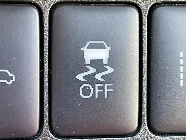 日産 デイズ ルークス ハイウェイスターX 兵庫県 2020(令2)年 6.8万km ブラック アラウンドビューモニター/純正メモリナビ/オートライト/Bluetooth接続/フルセグTV/片側パワースライドドア/LEDヘッドライト/コーナーセンサー/エマージェンシーブレーキ/フォグランプ/社外アルミホイール/フロアマット/FM/AM/AUX/スイッチスタート