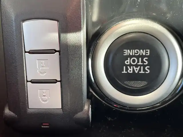 日産 デイズ ルークス ハイウェイスターX 兵庫県 2020(令2)年 6.8万km ブラック アラウンドビューモニター/純正メモリナビ/オートライト/Bluetooth接続/フルセグTV/片側パワースライドドア/LEDヘッドライト/コーナーセンサー/エマージェンシーブレーキ/フォグランプ/社外アルミホイール/フロアマット/FM/AM/AUX/スイッチスタート