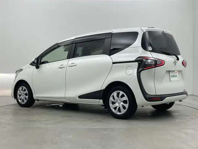 トヨタ シエンタ G クエロ 埼玉県 2017(平29)年 4.7万km ホワイトパールクリスタルシャイン 衝突被害軽減ブレーキ/純正7インチSDナビ/フリップダウンモニター/両側パワースライドドア/バックカメラ/LEDヘッドライト/レーンキープアシスト/オートエアコン/オートマチックハイビーム/アイドリングストップ/横滑り防止装置/フルセグTV/CD/Bluetooth/ステアリングスイッチ/スマートキー/プッシュスタート