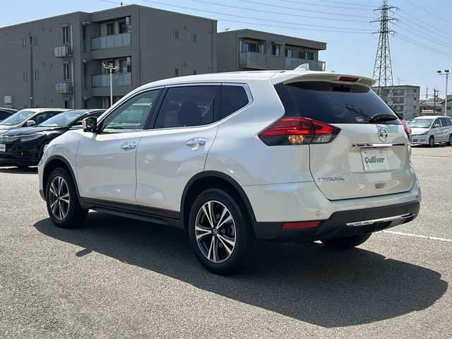 日産 エクストレイル 20Xi 石川県 2018(平30)年 2.6万km ブリリアントホワイトパール 純正９インチナビ/   フルセグTV/CD/DVD/Bluetooth/衝突軽減/プロパイロット/全方位モニター/スマートルームミラー/電動リアゲート/ドライブレコーダー/純正フロアマット/プッシュスタート/スマートキー/ＥＴＣ/ＬＥＤライト