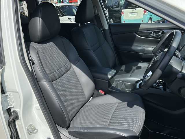 日産 エクストレイル 20Xi 石川県 2018(平30)年 2.6万km ブリリアントホワイトパール 純正９インチナビ/   フルセグTV/CD/DVD/Bluetooth/衝突軽減/プロパイロット/全方位モニター/スマートルームミラー/電動リアゲート/ドライブレコーダー/純正フロアマット/プッシュスタート/スマートキー/ＥＴＣ/ＬＥＤライト