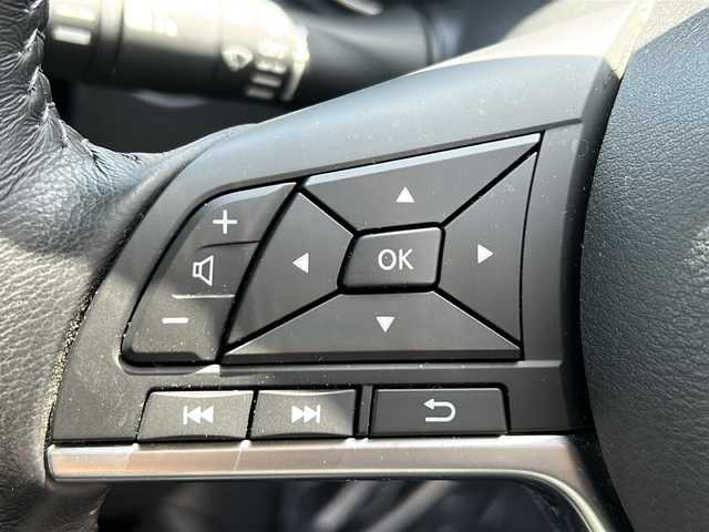 日産 エクストレイル 20Xi 石川県 2018(平30)年 2.6万km ブリリアントホワイトパール 純正９インチナビ/   フルセグTV/CD/DVD/Bluetooth/衝突軽減/プロパイロット/全方位モニター/スマートルームミラー/電動リアゲート/ドライブレコーダー/純正フロアマット/プッシュスタート/スマートキー/ＥＴＣ/ＬＥＤライト