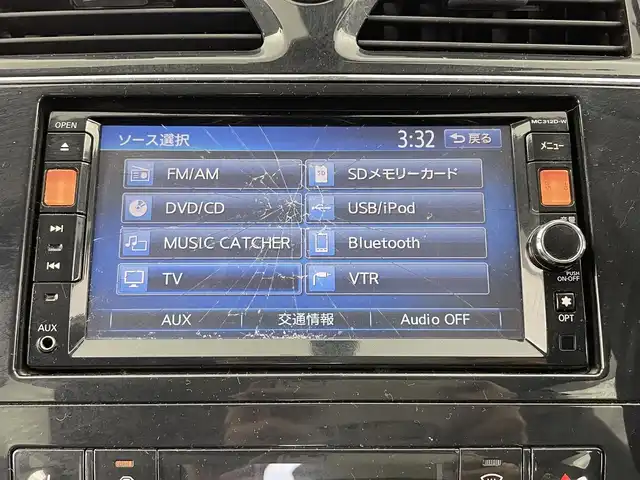 日産 セレナ ハイウェイS G Sハイブリッド 大分県 2013(平25)年 10.9万km ブリリアントホワイトパール ・バックカメラ/・純正ナビゲーション/・スマートキー/・両側パワースライドドア/・純正16インチAW/・ハーフレザーシート/・純正フロアマット/・ETC/・ダブルエアバッグ