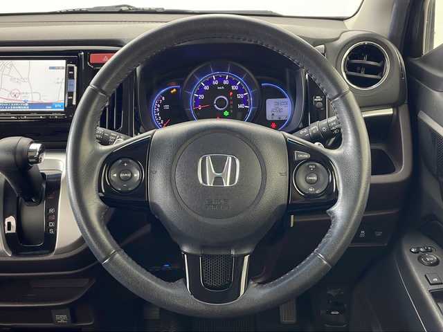ホンダ Ｎ ＷＧＮ カスタム G ターボパッケージ 秋田県 2014(平26)年 8.3万km プレミアムゴールドパープルパール ４ＷＤ/純正ナビ/　(CD/DVD/SD/FM/AM/Bluetooth/フルセグテレビ)/バックカメラ/ＣＴＢＡ/ＶＳＡ/ＥＴＣ/クルーズコントロール/キセノンライト/フォグランプ/ミラーヒーター/パドルシフト/純正フロアマット/ハーフレザーシート/ステアリングリモコン/ドアバイザー/ウインカーミラー/電動格納ミラー/プッシュスタート