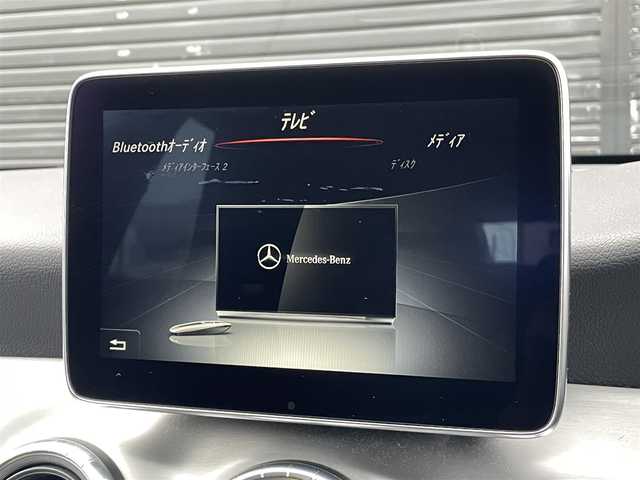 メルセデス・ベンツ ＣＬＡ１８０ Sブレイク　スポーツ 三重県 2016(平28)年 3.8万km マウンテングレー パノラミックスライディングルーフ/純正HDDナビ/ （DVD/フルセグTV/Bluetooth/USB）/バックカメラ/ETC2.0/ハーフレザーシート/D席パワーシート/前席シートヒーター/レーダーセーフティーパッケージ/・アクティブディスタンスアシストディストロニック(全自動再発進機能付)/・アクティブブレーキアシスト(歩行者/飛び出し検知機能付)/・PRE-SAFEインパルス(前面衝突被害軽減機能)/・アクティブブラインドスポットアシスト/・アクティブレーンキーピングアシスト/・リアCPA(被害軽減ブレーキ付後方衝突警告システム)/・トラフィックサインアシスト/横滑り防止装置/純正18インチアルミホイール/スマートキー/オートライト/純正LEDヘッドライト/パドルシフト/スペアキー1本/取扱説明書
