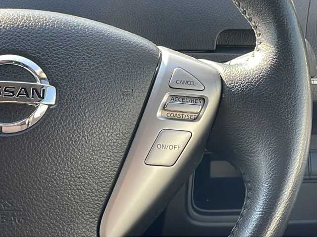日産 セレナ ハイウェイスター Vセレクション 山口県 2012(平24)年 7.2万km スーパーブラック 株)IDOMが運営する【じしゃロン宇部店】の自社ローン専用車両になります。こちらは現金またはオートローンご利用時の価格です。自社ローンご希望の方は別途その旨お申付け下さい純正ナビ（MP311D-W）　/Ｂｌｕｅｔｏｏｔｈ接続　/フルセグＴＶ　/バックカメラ　/ＥＴＣ　/純正フロアマット　/両側パワースライドドア　/横滑り防止装置　/コーナーセンサー前後　/キセノンヘットライト　/クルーズコントロール
