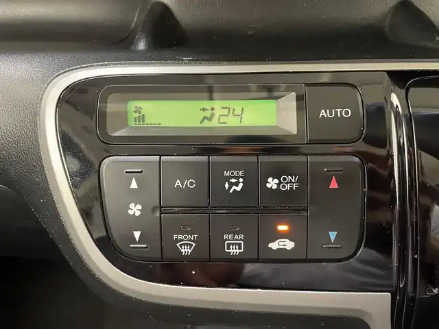 ホンダ Ｎ ＢＯＸ G SSパッケージ 兵庫県 2013(平25)年 12.7万km クリスタルブラックパール 純正メモリナビ/（AM/FM/CD/DVD/Bluetooth/フルセグTV）/・VXM-145VFi/バックカメラ/横滑り防止装置/両側パワースライドドア/ステアリングスイッチ/オートライト/純正14インチアルミホイール/純正フロアマット/スマートキー/ドアバイザー/ベンチシート