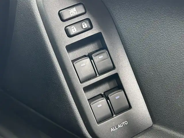 トヨタ ランドクルーザー プラド TX Lパッケージ 兵庫県 2020(令2)年 3.5万km ホワイトパールクリスタルシャイン 純正メーカーOPナビ/（AM/FM/CD/TV/BT)/フルセグTV/全周囲カメラ/ETC/オートハイビーム/フルレザーシート/前席パワーシート/シートヒーター/ベンチレーション/トヨタセーフティーセンス/レーダークルーズコントロール/レーンキープアシスト/前後ドライブレコーダー/純正フロアマット/LEDヘットライト/純正19インチアルミホイール/取扱説明書/保証書