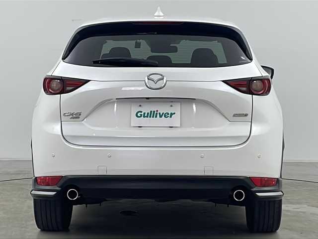 マツダ ＣＸ－５ XD Lパッケージ 道央・札幌 2018(平30)年 5.7万km スノーフレイクホワイトパールマイカ ・純正ナビ&CD&DVD&BT&USB&AUX/・バック/サイドカメラ/・パワーバックドア/・アドバンスト・スマート・シティ・ブレーキ・サポート/・パーキングセンサー/・マツダレーダークルーズコントロール/・ドライバーアテンションアラート/・レーンキープアシストシステム/・ブラインドスポットモニタリング/・交通標識認識システム/・車線逸脱警報システム/・ヘッドアップディスプレイ/・横滑り防止機構/・前方ドライブレコーダー/・ETC/・前席パワーシート/・D席メモリ付きパワーシート/・前席シートヒーター/・ステアリングヒーター/・パドルシフト/・純正フロアマット/・ドアバイザー/・電動格納ミラー/・LEDヘッドライト/・オートライト/・スマートキー/・取扱説明書