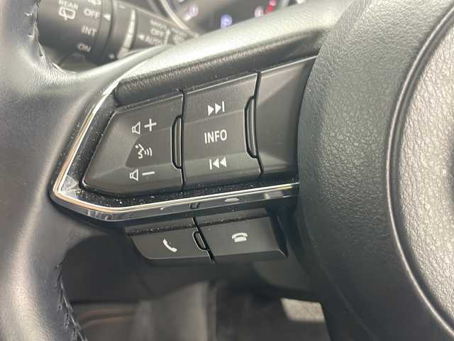 マツダ ＣＸ－５ XD Lパッケージ 道央・札幌 2018(平30)年 5.7万km スノーフレイクホワイトパールマイカ ・純正ナビ&CD&DVD&BT&USB&AUX/・バック/サイドカメラ/・パワーバックドア/・アドバンスト・スマート・シティ・ブレーキ・サポート/・パーキングセンサー/・マツダレーダークルーズコントロール/・ドライバーアテンションアラート/・レーンキープアシストシステム/・ブラインドスポットモニタリング/・交通標識認識システム/・車線逸脱警報システム/・ヘッドアップディスプレイ/・横滑り防止機構/・前方ドライブレコーダー/・ETC/・前席パワーシート/・D席メモリ付きパワーシート/・前席シートヒーター/・ステアリングヒーター/・パドルシフト/・純正フロアマット/・ドアバイザー/・電動格納ミラー/・LEDヘッドライト/・オートライト/・スマートキー/・取扱説明書