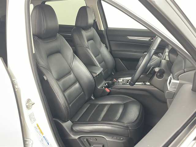 マツダ ＣＸ－５ XD Lパッケージ 道央・札幌 2018(平30)年 5.7万km スノーフレイクホワイトパールマイカ ・純正ナビ&CD&DVD&BT&USB&AUX/・バック/サイドカメラ/・パワーバックドア/・アドバンスト・スマート・シティ・ブレーキ・サポート/・パーキングセンサー/・マツダレーダークルーズコントロール/・ドライバーアテンションアラート/・レーンキープアシストシステム/・ブラインドスポットモニタリング/・交通標識認識システム/・車線逸脱警報システム/・ヘッドアップディスプレイ/・横滑り防止機構/・前方ドライブレコーダー/・ETC/・前席パワーシート/・D席メモリ付きパワーシート/・前席シートヒーター/・ステアリングヒーター/・パドルシフト/・純正フロアマット/・ドアバイザー/・電動格納ミラー/・LEDヘッドライト/・オートライト/・スマートキー/・取扱説明書
