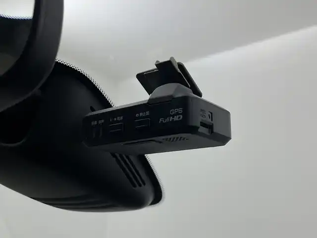 日産 セレナ ハイウェイスター Vセレクション 群馬県 2018(平30)年 9.4万km ブリリアントホワイトパール 純正9型ナビ 純正11型後席モニター　全周囲カメラ　ハンズフリー両側電動スライド　クルーズコントロール　衝突被害軽減ブレーキ　アイドリングストップ　純正ビルトインETC ステアリングリモコン 禁煙車
