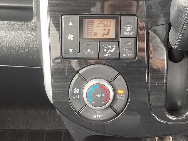 ダイハツ タント カスタム RS トップED SA 佐賀県 2014(平26)年 4.1万km パールホワイトⅢ KENWOODナビ/バックカメラ/両側パワースライドドア/スマートアシスト/ハーフレザーシート/ETC/ecoIDLE/プッシュスタート/スマートキー/ステアリングリモコン/LEDヘッドライト/フォグライト/純正アルミホイール