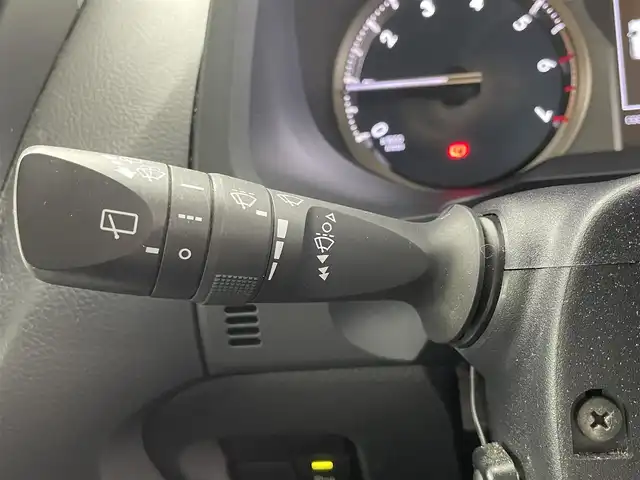 トヨタ ランドクルーザー プラド TX 福井県 2018(平30)年 5.4万km ホワイトパールクリスタルシャイン 純正９インチナビ/CD/DVD/フルセグTV/Bluetooth/AM/FM/バックカメラ /Toyota Safet Sense/・プリクラッシュセーフティ（歩行者［昼］検知機能付衝突回避支援タイプ/ ミリ波レーダー＋単眼カメラ方式）/・レーンディパーチャーアラート/・オートマチックハイビーム/・レーダークルーズコントロール（ブレーキ制御付）/・VSC＆TRC（トラクションコントロール）＋ヒルスタートアシストコントロール（HAC）＋電動センターデフロック/・LEDヘッドランプ［ハイ・ロービーム］/ オートレベリング機能付＋/LEDクリアランスランプ（デイライト機能付）＋ヘッドランプクリーナー/プッシュスタート/スマートキー/純正前方ドライブレコーダー/純正17インチアルミホイール/ルーフレール/フロアマット/前後コーナーセンサー/ビルトインETC/横滑り防止装置/サイドターンランプ付電動格納式リモコンカラードドアミラー（ヒーター付）/LEDハイマウントストップランプ付リヤスポイラー