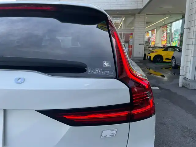 ボルボ Ｖ９０ 東京都 2021(令3)年 3.8万km パール PHEV/Pilot Assist/純正メーカーナビ/全周囲カメラ/AppleCarPlay Bluetooth/harman kardon/パノラマガラスルーフ（チルト機能付き）/本革シート/メモリ機能付きパワーシート/シートヒーター（全席）/エアシート（前席）/ステアリングヒーター/パワーバックドア/レーダークルーズコントロール/ヘッドアップディスプレイ/レーンキープ/ロードサインインフォメーション/前車発信通知機能/後席サンシェード/ETC2.0/純正２０インチAW