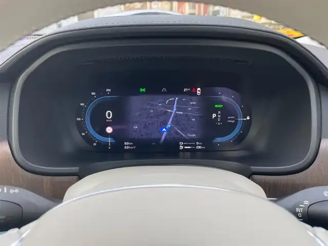 ボルボ Ｖ９０ 東京都 2021(令3)年 3.8万km パール PHEV/Pilot Assist/純正メーカーナビ/全周囲カメラ/AppleCarPlay Bluetooth/harman kardon/パノラマガラスルーフ（チルト機能付き）/本革シート/メモリ機能付きパワーシート/シートヒーター（全席）/エアシート（前席）/ステアリングヒーター/パワーバックドア/レーダークルーズコントロール/ヘッドアップディスプレイ/レーンキープ/ロードサインインフォメーション/前車発信通知機能/後席サンシェード/ETC2.0/純正２０インチAW