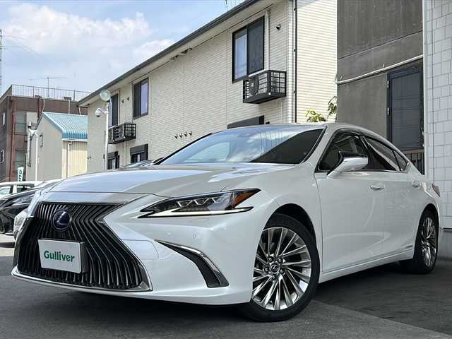 レクサス ＥＳ 300h バージョンL 京都府 2021(令3)年 8.9万km ソニッククォーツ 純正SDナビ/Bluetooth Audio/CD/DVD/USB端子入力/フルセグTV/バックカメラ/パノラミックビューモニター/サンルーフ/三眼LED/レーダークルーズコントロール/パドルシフト/パワーシート(D＋N席)/シートヒーター(全席)/エアーシート(D＋N席)/前席メモリーシート/ベージュレザーシート/電動リアゲート/デジタルインナーミラー/ビルトインETC2.0/前方純正ドライブレコーダー/BSM/HUD/ステアリングヒーター/アイドリングストップ/100V充電/ABS/AFS/横滑り防止装置/前後コーナーセンサー/レーンキープアシスト/盗難防止装置/オートライト/オートマチックハイビーム/純正フロアマット/保証書/取扱説明書/スペアキー