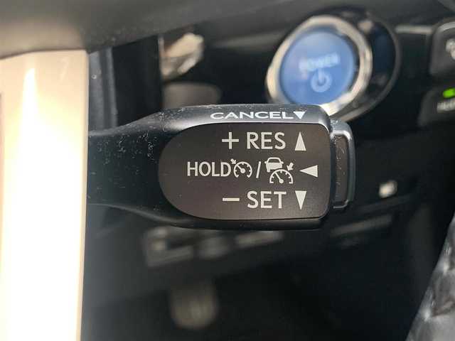 トヨタ プリウス Sセーフティプラス 福島県 2016(平28)年 4.1万km ホワイトパールクリスタルシャイン 純正ナビ/   フルセグTV/CD/DVD/Bluetooth/バックモニター/社外エアロ/衝突軽減ブレーキ/横滑り防止装置/コーナーセンサー/パーキングアシスト/ヘッドアップディスプレイ/レーダークルーズコントロール/レーンキープアシスト/オートマチックハイビーム/純正フロアマット/プッシュスタート/スマートキー/ビルトインＥＴＣ/ＬＥＤ/禁煙車