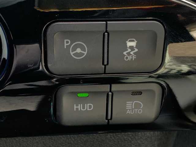 トヨタ プリウス Sセーフティプラス 福島県 2016(平28)年 4.1万km ホワイトパールクリスタルシャイン 純正ナビ/   フルセグTV/CD/DVD/Bluetooth/バックモニター/社外エアロ/衝突軽減ブレーキ/横滑り防止装置/コーナーセンサー/パーキングアシスト/ヘッドアップディスプレイ/レーダークルーズコントロール/レーンキープアシスト/オートマチックハイビーム/純正フロアマット/プッシュスタート/スマートキー/ビルトインＥＴＣ/ＬＥＤ/禁煙車