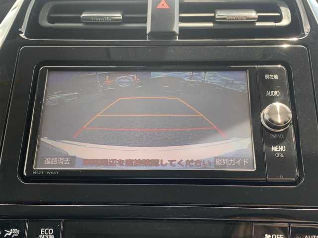 トヨタ プリウス Sセーフティプラス 福島県 2016(平28)年 4.1万km ホワイトパールクリスタルシャイン 純正ナビ/   フルセグTV/CD/DVD/Bluetooth/バックモニター/社外エアロ/衝突軽減ブレーキ/横滑り防止装置/コーナーセンサー/パーキングアシスト/ヘッドアップディスプレイ/レーダークルーズコントロール/レーンキープアシスト/オートマチックハイビーム/純正フロアマット/プッシュスタート/スマートキー/ビルトインＥＴＣ/ＬＥＤ/禁煙車