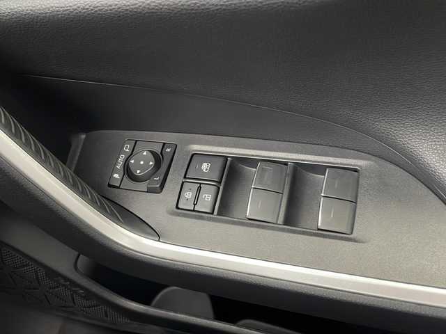 トヨタ ＲＡＶ４ G 愛知県 2024(令6)年 1.9万km アティチュードブラックマイカ 衝突被害軽減ブレーキ/純正10インチディスプレイオーディオナビ（あり）/全方位カメラ/サンルーフ/レーダークルーズコントロール/シートヒーター/エアーシート/フルセグTV/Bluetooth/バックカメラ/電動リアゲート/パワーシート/コーナーセンサー/アルミホイール/ルーフレール/ETC2.0/ブラインドスポットモニター/LEDヘッドライト/ステアリングヒーター/インテリジェントミラー/レーンキープアシスト/オートマチックハイビーム/ステアリングスイッチ/スマートキー/プッシュスタート
