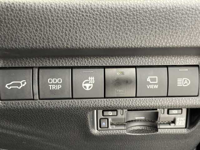 トヨタ ＲＡＶ４ G 愛知県 2024(令6)年 1.9万km アティチュードブラックマイカ 衝突被害軽減ブレーキ/純正10インチディスプレイオーディオナビ（あり）/全方位カメラ/サンルーフ/レーダークルーズコントロール/シートヒーター/エアーシート/フルセグTV/Bluetooth/バックカメラ/電動リアゲート/パワーシート/コーナーセンサー/アルミホイール/ルーフレール/ETC2.0/ブラインドスポットモニター/LEDヘッドライト/ステアリングヒーター/インテリジェントミラー/レーンキープアシスト/オートマチックハイビーム/ステアリングスイッチ/スマートキー/プッシュスタート