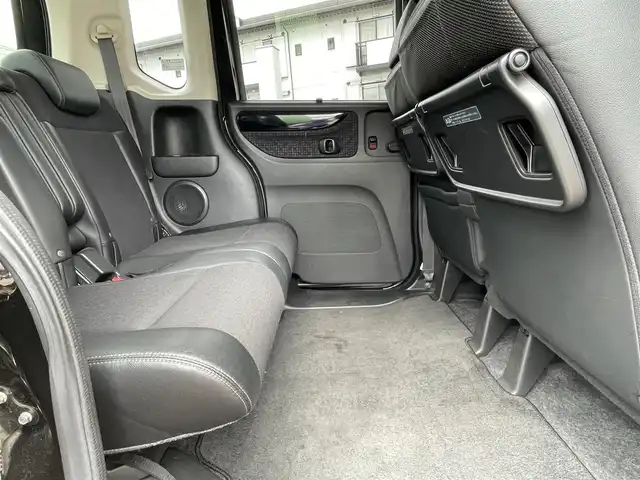 ホンダ Ｎ ＢＯＸ G ターボ Lパッケージ 千葉県 2015(平27)年 10.4万km スマートブラック (株)IDOMが運営する【じしゃロン八千代店】の自社ローン対象車両になります。こちらは現金またはオートローンご利用時の価格です。自社ローンご希望の方は別途その旨お申付け下さい/純正ナビ（VXM-155VSi）/・CD/DVD/・Bluetooth接続/・ワンセグTV/両側パワースライドドア/ETC/バックカメラ/ステアリングリモコン/クルーズコントロール/プッシュスタート/スマートキー/パドルシフト/純正アルミホイール/ターボ車