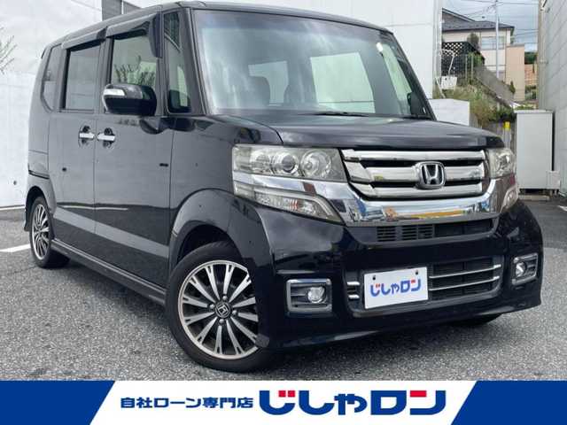 ホンダ Ｎ ＢＯＸ G ターボ Lパッケージ 千葉県 2015(平27)年 10.4万km スマートブラック (株)IDOMが運営する【じしゃロン八千代店】の自社ローン対象車両になります。こちらは現金またはオートローンご利用時の価格です。自社ローンご希望の方は別途その旨お申付け下さい/純正ナビ（VXM-155VSi）/・CD/DVD/・Bluetooth接続/・ワンセグTV/両側パワースライドドア/ETC/バックカメラ/ステアリングリモコン/クルーズコントロール/プッシュスタート/スマートキー/パドルシフト/純正アルミホイール/ターボ車