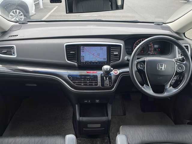 ホンダ オデッセイ アブソルート EX 青森県 2014(平26)年 11.2万km グラマラスモーブP 4WD/純正8インチナビ・フルセグTV/CD・DVD・Bluetooth・SD/リアエンターテイメント/純正フリップダウンモニター/両側パワースライドドア/合皮コンビシート/運転席パワーシート/あんしんパッケージ/衝突軽減ブレーキ/サイド・カーテンエアバッグ/クルーズコントロール/ブラインドスポットモニター/後席ドアロールサンシェード/パドルシフト/ビルトインETC/スマートキー/プッシュスタート/LEDヘッドライト/フォグランプ/LEDアウターウェルカムライト/純正17インチアルミ