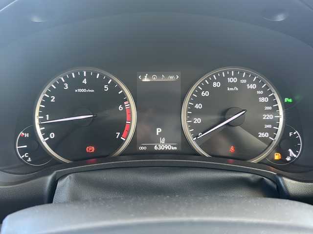レクサス ＮＸ 300 Iパッケージ 京都府 2020(令2)年 6.3万km グラファイトブラックガラスフレーク ワンオーナー　/純正ＳＤナビ9.8インチ/フルセグＴＶ/Bluetooth/CD/DVD再生機能有/AUX/Miracast/衝突軽減ブレーキ　/茶本革シート/ベンチシート/フルフラットシート/前席パワーシート/D席ポジションメモリー/前席シートヒーター　/全方位カメラ　/前後コーナーセンサー　/前後社外ドライブレコーダー/（DC-DR652)/禁煙車/ＢＳＭ　/パノラマルーフ　/３眼ＬＥＤヘッドライト　/オートライト/オートマチックハイビーム/ウィンカーミラー/パドルシフト/ステアリングヒーター/ブレーキホールド/クルーズコントロール追従有　/レーンキープアシスト/横滑り防止装置/Wサイドエアバッグ/カーテンエアバッグ