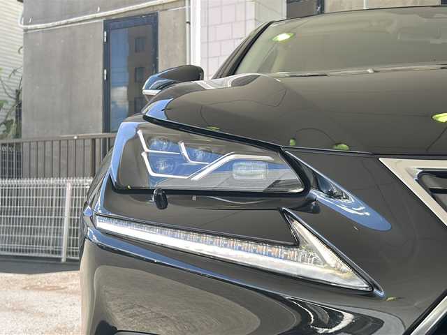 レクサス ＮＸ 300 Iパッケージ 京都府 2020(令2)年 6.3万km グラファイトブラックガラスフレーク ワンオーナー　/純正ＳＤナビ9.8インチ/フルセグＴＶ/Bluetooth/CD/DVD再生機能有/AUX/Miracast/衝突軽減ブレーキ　/茶本革シート/ベンチシート/フルフラットシート/前席パワーシート/D席ポジションメモリー/前席シートヒーター　/全方位カメラ　/前後コーナーセンサー　/前後社外ドライブレコーダー/（DC-DR652)/禁煙車/ＢＳＭ　/パノラマルーフ　/３眼ＬＥＤヘッドライト　/オートライト/オートマチックハイビーム/ウィンカーミラー/パドルシフト/ステアリングヒーター/ブレーキホールド/クルーズコントロール追従有　/レーンキープアシスト/横滑り防止装置/Wサイドエアバッグ/カーテンエアバッグ