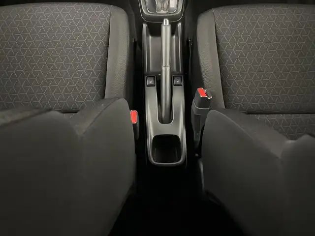 スズキ スイフト XG 新潟県 2024(令6)年 0.4万km キャラバンアイボリーPM 禁煙車/スズキセーフティサポート/純正ディスプレイオーディオ/　　AM/FM/BT/androidauto/applecarplay/アダプティブクルーズコントロール/前席シートヒーター/LEDオートライト/ステアリングスイッチ/ヘッドライトレベライザー/ブラインドスポットモニター/スペアキー/スマートキー