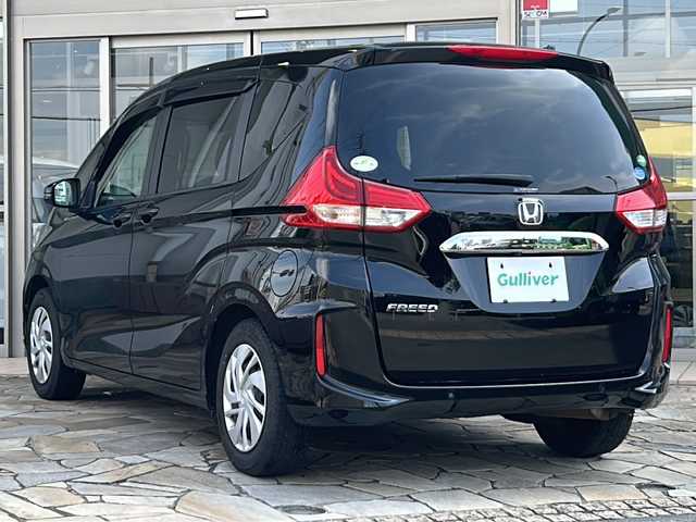 ホンダ フリード G ホンダセンシング 静岡県 2020(令2)年 4.3万km クリスタルブラックパール 純正ナビ/・CD/DVD/・FM/AM/・フルセグTV/・iPod/・SD/Music Rack/・USB/・Bluetooth/主要装備/・ＥＴＣ/・両側パワースライドドア/・バックカメラ/・ＬＥＤヘッドライト/・アクティブコーナリングライト/・運転席＋助手席シートヒーター/・アイドリングストップ/・ホンダセンシング/・追従クルコン/・横滑り防止装置/・オートライト/・ＥＣＯＮ/・オートエアコン