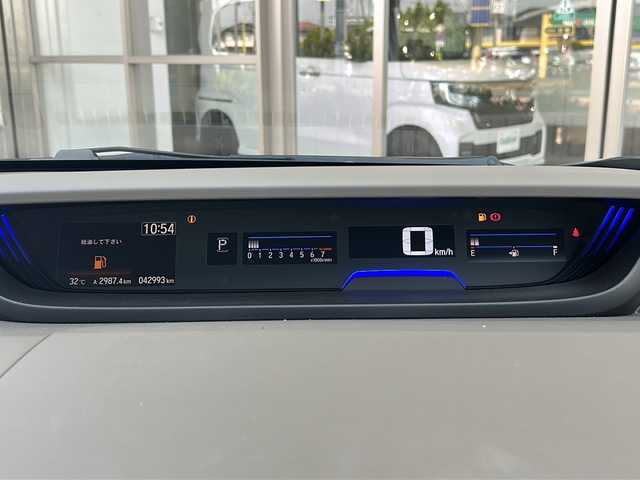 ホンダ フリード G ホンダセンシング 静岡県 2020(令2)年 4.3万km クリスタルブラックパール 純正ナビ/・CD/DVD/・FM/AM/・フルセグTV/・iPod/・SD/Music Rack/・USB/・Bluetooth/主要装備/・ＥＴＣ/・両側パワースライドドア/・バックカメラ/・ＬＥＤヘッドライト/・アクティブコーナリングライト/・運転席＋助手席シートヒーター/・アイドリングストップ/・ホンダセンシング/・追従クルコン/・横滑り防止装置/・オートライト/・ＥＣＯＮ/・オートエアコン