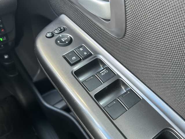 ホンダ フリード G ホンダセンシング 静岡県 2020(令2)年 4.3万km クリスタルブラックパール 純正ナビ/・CD/DVD/・FM/AM/・フルセグTV/・iPod/・SD/Music Rack/・USB/・Bluetooth/主要装備/・ＥＴＣ/・両側パワースライドドア/・バックカメラ/・ＬＥＤヘッドライト/・アクティブコーナリングライト/・運転席＋助手席シートヒーター/・アイドリングストップ/・ホンダセンシング/・追従クルコン/・横滑り防止装置/・オートライト/・ＥＣＯＮ/・オートエアコン