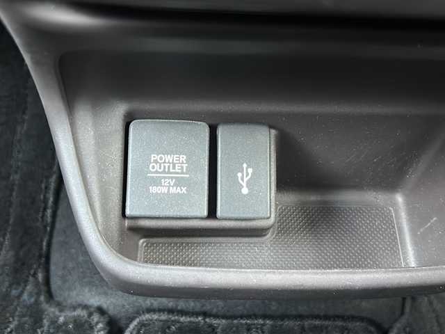 ホンダ フリード G ホンダセンシング 静岡県 2020(令2)年 4.3万km クリスタルブラックパール 純正ナビ/・CD/DVD/・FM/AM/・フルセグTV/・iPod/・SD/Music Rack/・USB/・Bluetooth/主要装備/・ＥＴＣ/・両側パワースライドドア/・バックカメラ/・ＬＥＤヘッドライト/・アクティブコーナリングライト/・運転席＋助手席シートヒーター/・アイドリングストップ/・ホンダセンシング/・追従クルコン/・横滑り防止装置/・オートライト/・ＥＣＯＮ/・オートエアコン