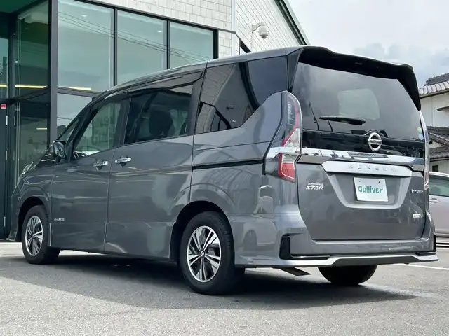 日産 セレナ e－パワー ハイウェイスター V 愛媛県 2020(令2)年 4.5万km ダークメタルグレー 純正7型ナビ/純正11型後席天吊モニター/両側電動スライド/左側ハンズフリースライド/プロパイロット/ブラインドスポットモニター/全周囲カメラ/純正ドライブレコーダー/前席温シート/ステアリングヒーター/ステアリングリモコン/電格ミラー/電動パーキングブレーキ/AutoHold/USB充電/LEDヘッドライト/純正ドアバイザー/現状サマー(純正AW)(195/65/R15)/DUNLOP ENASAVE RV505