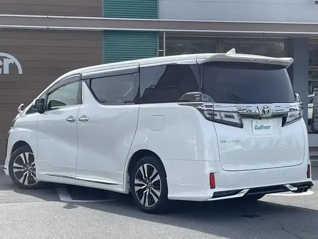 トヨタ ヴェルファイア Z Gエディション 長野県 2019(令1)年 3.4万km ホワイトパールクリスタルシャイン 社外ナビ（FM/AM、CD、DVD、BT、USB）/バックカメラ/フルセグテレビ/クルーズコントロール追従有/ビルトインETC2.0/電動リアゲート/レーンキープアシスト/ALPINEフリップダウンモニター/全席パワーシート/前席シートヒーター/フルモデリスタ/盗難防止装置/衝突軽減システム/前方ドライブレコーダー/純正フロアマット/純正１８AW/後部席サンシェード/前席シートヒーター/前席エアシート/メモリシート/ステアリングヒーター/両側パワースライドドア/前後コーナーセンサー/電動リアゲート/革ステアリング/オットマン/スペアキー（１本）/LEDオートライト/オートマチックハイビーム/ダブルサイドエアバック/カーテンエアバック/カーアロマ/エンジンスターター/保証書、取扱説明書/スペアキー（１本）