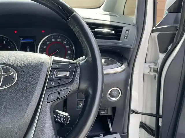 トヨタ ヴェルファイア Z Gエディション 長野県 2019(令1)年 3.4万km ホワイトパールクリスタルシャイン 社外ナビ（FM/AM、CD、DVD、BT、USB）/バックカメラ/フルセグテレビ/クルーズコントロール追従有/ビルトインETC2.0/電動リアゲート/レーンキープアシスト/ALPINEフリップダウンモニター/全席パワーシート/前席シートヒーター/フルモデリスタ/盗難防止装置/衝突軽減システム/前方ドライブレコーダー/純正フロアマット/純正１８AW/後部席サンシェード/前席シートヒーター/前席エアシート/メモリシート/ステアリングヒーター/両側パワースライドドア/前後コーナーセンサー/電動リアゲート/革ステアリング/オットマン/スペアキー（１本）/LEDオートライト/オートマチックハイビーム/ダブルサイドエアバック/カーテンエアバック/カーアロマ/エンジンスターター/保証書、取扱説明書/スペアキー（１本）
