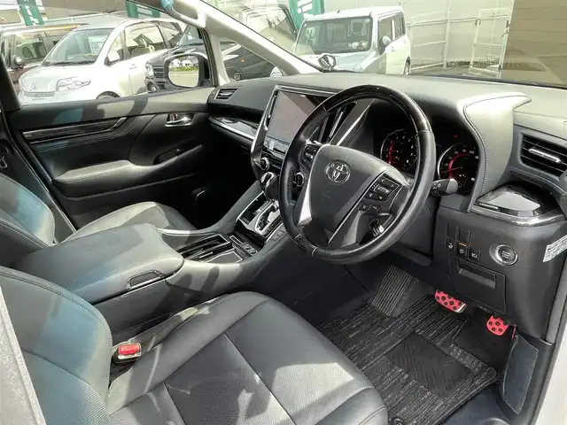 トヨタ ヴェルファイア Z Gエディション 長野県 2019(令1)年 3.4万km ホワイトパールクリスタルシャイン 社外ナビ（FM/AM、CD、DVD、BT、USB）/バックカメラ/フルセグテレビ/クルーズコントロール追従有/ビルトインETC2.0/電動リアゲート/レーンキープアシスト/ALPINEフリップダウンモニター/全席パワーシート/前席シートヒーター/フルモデリスタ/盗難防止装置/衝突軽減システム/前方ドライブレコーダー/純正フロアマット/純正１８AW/後部席サンシェード/前席シートヒーター/前席エアシート/メモリシート/ステアリングヒーター/両側パワースライドドア/前後コーナーセンサー/電動リアゲート/革ステアリング/オットマン/スペアキー（１本）/LEDオートライト/オートマチックハイビーム/ダブルサイドエアバック/カーテンエアバック/カーアロマ/エンジンスターター/保証書、取扱説明書/スペアキー（１本）