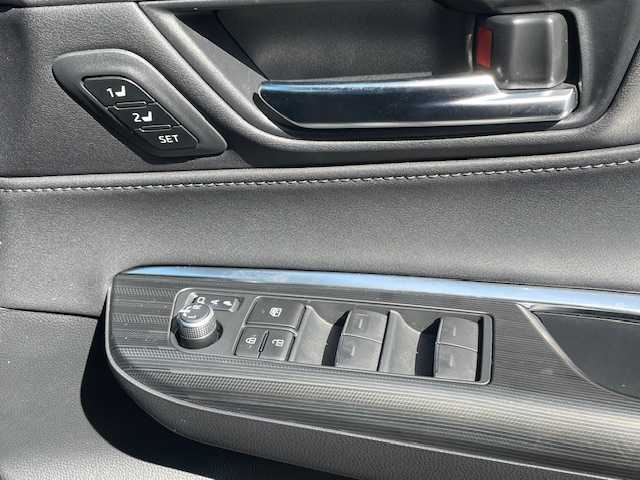 トヨタ ハリアー ハイブリッド Z レザーパッケージ 愛知県 2020(令2)年 5.4万km プレシャスブラックパール トヨタセーフティセンス　/ナビ　/全方位カメラ　/アダプティブクルーズコントロール　/レザーシート　/シートベンチレーション　/パワーシート　/ビルトインＥＴＣ2.0　/パワーバックドア　/クリアランスソナー　/寒冷地仕様　/スマートキー