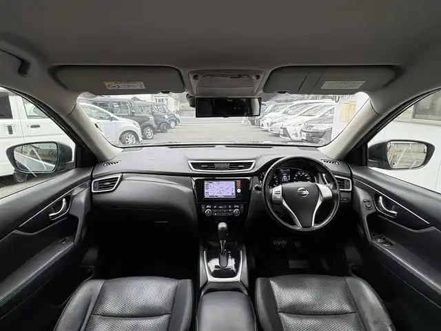 日産 エクストレイル 20X エマージェンシーブレーキ 三重県 2014(平26)年 7.8万km ダイヤモンドブラック ♪ワンオーナー ♪/エマージェンシーブレーキ/車線逸脱警報/コーナーセンサー/前席シートヒーター/インテリキー×2/プッシュスタート/アイドリングストップ/純正ナビ/・CD・SD・TV/・USB・AUX/・バックカメラ/革巻ステアリング/社外17インチAW/社外17インチAW積込/・225/65R17/・スタッドレスタイヤ/LEDヘッドライト/フォグライト/オートライト/ウィンカーミラー/スペアタイヤ/プライバシーガラス/フロアマット/ETC
