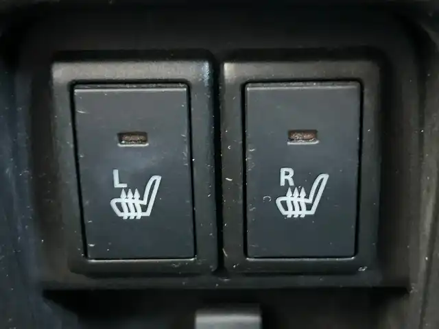 スズキ ハスラー HYBRID X 静岡県 2021(令3)年 7.2万km アクティブイエロー/ホワイト2トーンルーフ 社外7インチナビ/（FM/AM/SD/iPod/Bluetooth/CD/DVD）/フルセグTV/スズキセーフティー/前席シートヒーター/ETC/コーナーセンサー/オートライト/カーテンエアバッグ/純正フロアマット/レーンキープアシスト/横滑り防止システム/フォグランプ/純正15AW