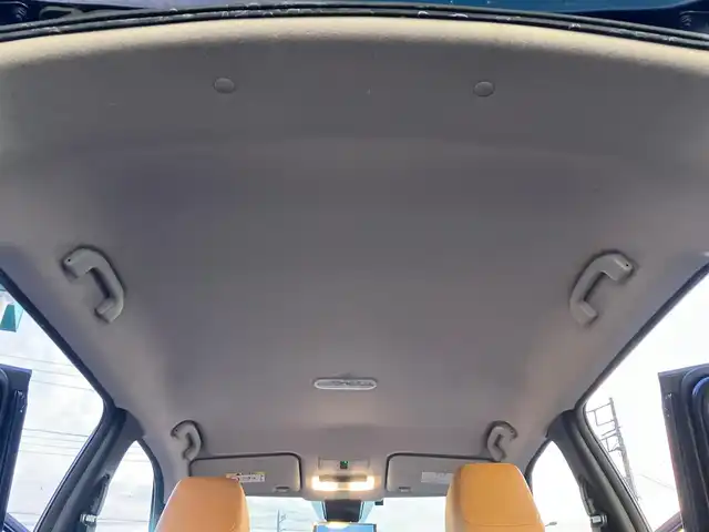 日産 キックス X ツートーンインテリアED 静岡県 2021(令3)年 6.8万km ダークブルー 純正9インチナビ（CD/DVD/BT/フルセグ）/地図SD無し/全方位カメラ/ドライブレコーダー前後/プロパイロット/ステアリングヒーター/デジタルインナーミラー/ETC/USB入力端子/純正フロアマット/純正17インチアルミホイール/合皮シート/D席N席シートヒーター/ルーフレール/ABS/横滑り防止装置/コーナーセンサー前後/レーンキープアシスト/オートライト/LEDヘッドライト/W+サイドエアバッグ/衝突軽減システム/エンジンスタートボタン/パワーステアリング/パワーウィンドウ/アイドリングストップ/スマートキー/オートエアコン
