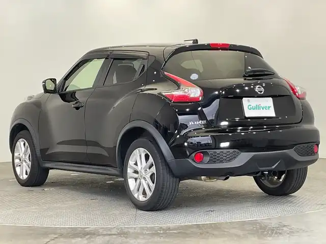 日産 ジューク 15RX Vセレクション 栃木県 2020(令2)年 2.6万km スーパーブラック 純正ナビ/(CD/DVD/フルセグTV/Bluetooth/MSV/SD/AUX)/インテリジェントエマージェンシーブレーキ/・ハイビームアシスト/・車線逸脱警報/全方位カメラ/ETC/前方ドラレコ/禁煙車/オートライト/HIDヘッドライト/横滑り防止装置/フォグランプ/スマートキー/プッシュスタート/アイドリングストップ/ステアリングスイッチ/革巻きステアリング/ウィンカーミラー/電動格納ミラー/純正17インチアルミホイール/純正フロアマット