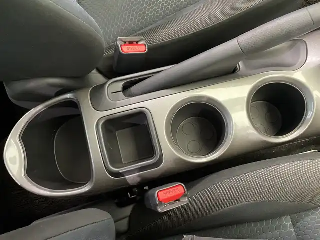 日産 ジューク 15RX Vセレクション 栃木県 2020(令2)年 2.6万km スーパーブラック 純正ナビ/(CD/DVD/フルセグTV/Bluetooth/MSV/SD/AUX)/インテリジェントエマージェンシーブレーキ/・ハイビームアシスト/・車線逸脱警報/全方位カメラ/ETC/前方ドラレコ/禁煙車/オートライト/HIDヘッドライト/横滑り防止装置/フォグランプ/スマートキー/プッシュスタート/アイドリングストップ/ステアリングスイッチ/革巻きステアリング/ウィンカーミラー/電動格納ミラー/純正17インチアルミホイール/純正フロアマット