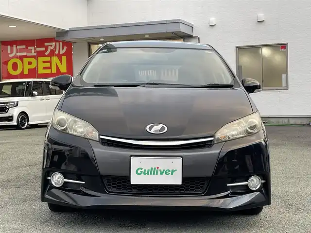 トヨタ ウィッシュ 1．8S 熊本県 2013(平25)年 16.5万km ブラック ワンオーナー/純正ナビ（NSZT-W62G）/【フルセグTV/Bluetooth/CD/DVD】/パドルシフト/オートライト/ウィンカーミラー/純正16インチAW/プッシュスタート/スマートキー/革巻きステアリング/純正フロアマット/ドアバイザー/横滑り防止装置/ABS/盗難防止装置/保証書/取扱説明書